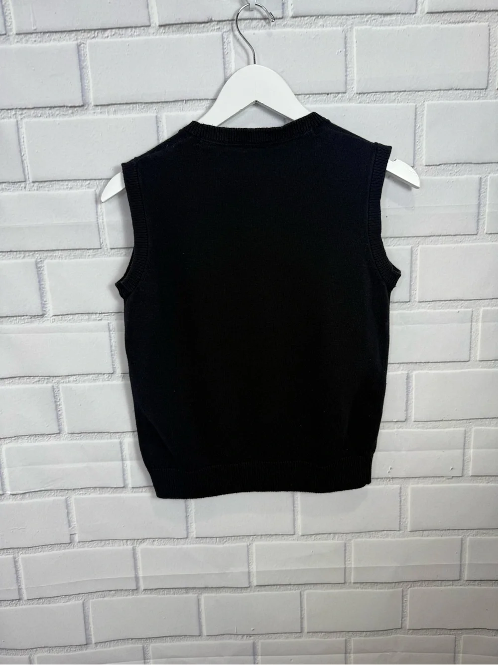 Gymboree sleeveless v‑neck
